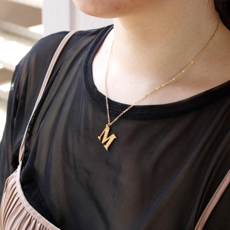 18金製 Aアルファベットチャーム 3g