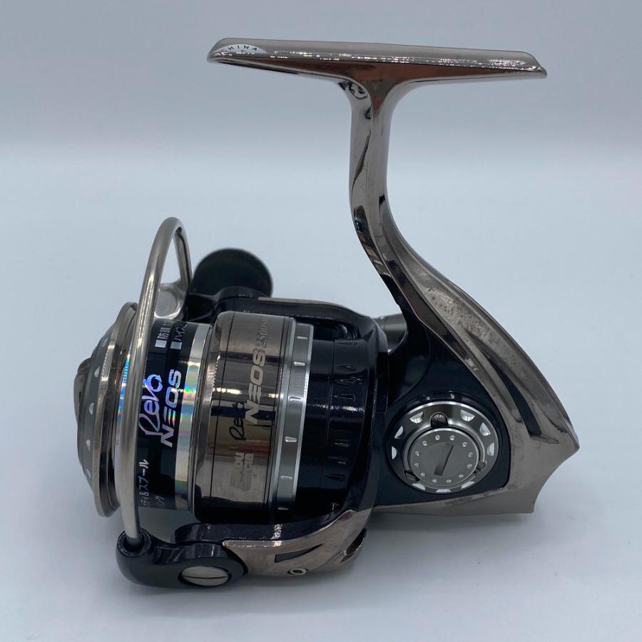 Abu Garcia（アブガルシア） 送料無料 Abu レボ NEOS 2500SH 展示品 1