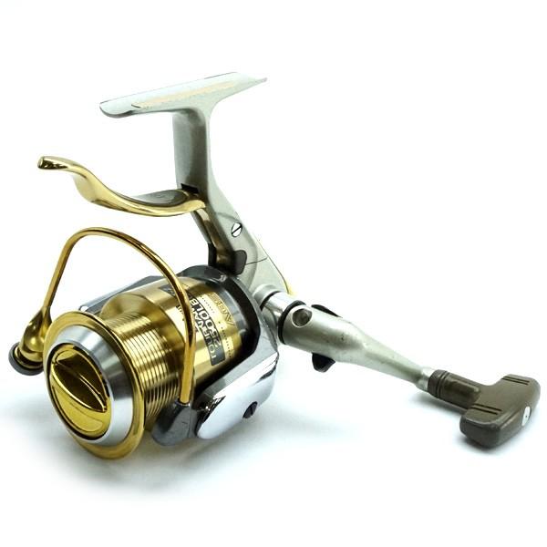 ダイワ スピニングリール トーナメントZ 2500LBCD 替スプール2つ