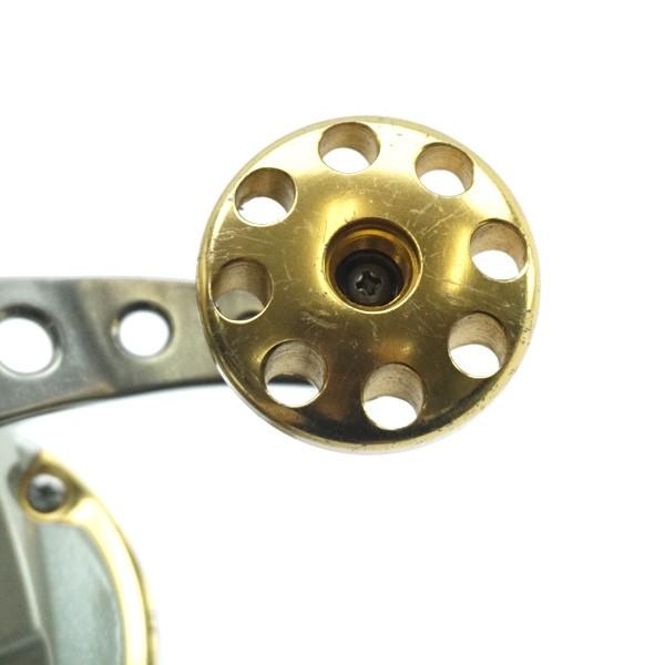 ダイワ石鯛リールと釣武者チタンパワーディスクドラックハンドル付き