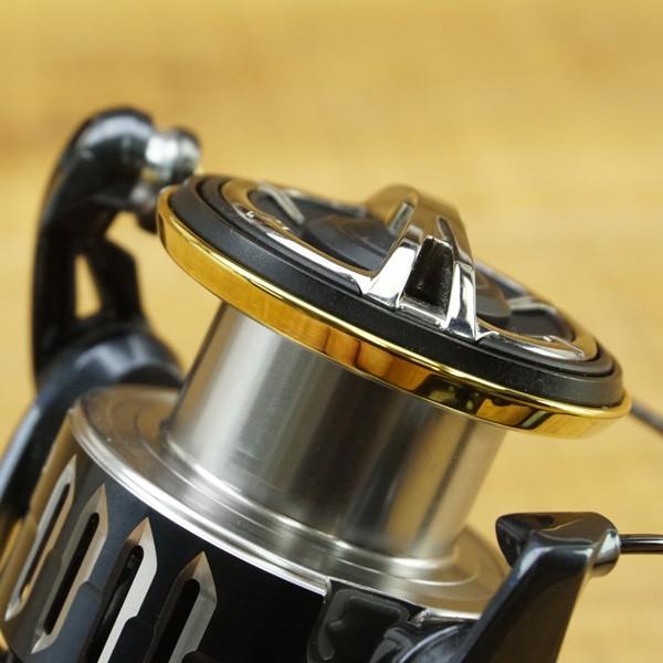 シマノ 17ツインパワーXD C3000HG/K499M スピニングリール 美品 : 釣