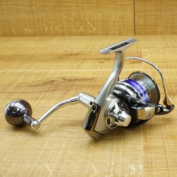 ダイワ 10ソルティガ 5000/K504M スピニングリール 美品 : 釣