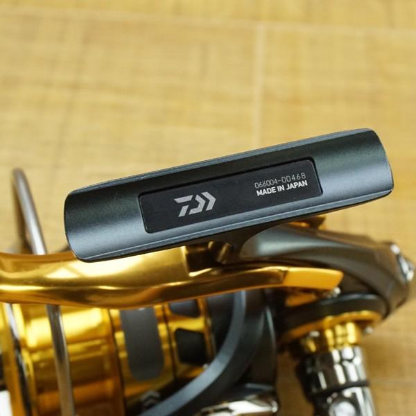 ダイワ 18トーナメント ISO 3000SH-LBD/L255M スピニングリール レバー