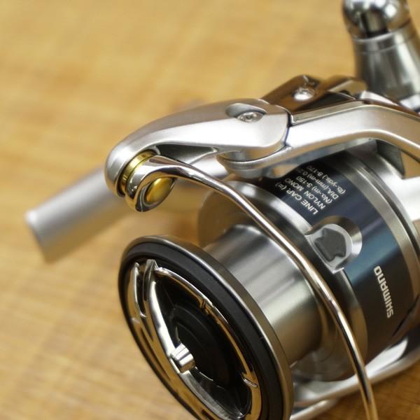 シマノ 15ストラディック C3000/M001M スピニングリール 未使用品 : 釣