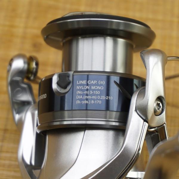 シマノ 15ストラディック C3000/M001M スピニングリール 未使用品 : 釣