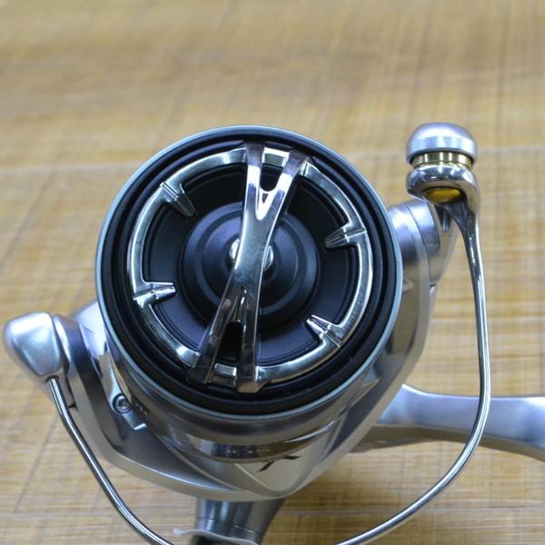 シマノ 15ストラディック 2500S/M003M スピニングリール 未使用
