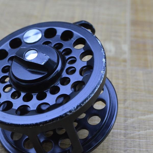 コートランド エンバシー 40/M093M フライリール : 釣king - 通販