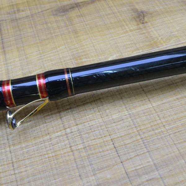 がまかつ がま石 グランドバーサス くわせ 525/M237Y 美品 石鯛 がまかつ がま石 グランドバーサス くわせ 525/M237Y 美品 石鯛