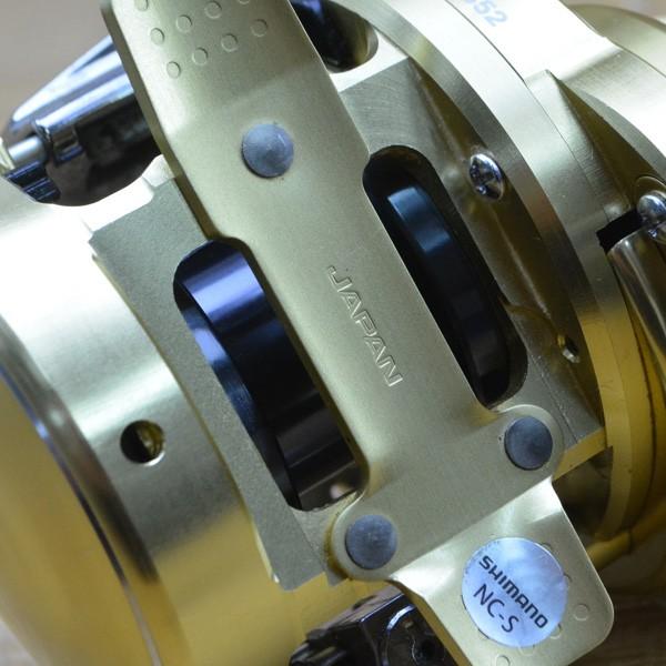 シマノ 15オシアコンクエスト 200PG/M252M ベイトリール ライト