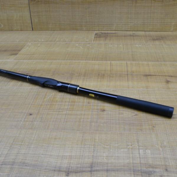 シマノ 極翔 硬調 黒鯛 1.5-530/M301L 磯竿 チヌ クロダイ 美品 シマノ 極翔 硬調 黒鯛 1.5-530/M301L 磯竿 チヌ クロダイ 美品