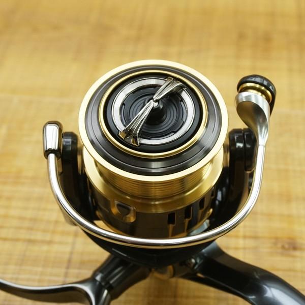ダイワ 17セオリー 2508PE-DH/N568M スピニングリール 極上美品 ダイワ 17セオリー 2508PE-DH/N568M スピニングリール 極上美品