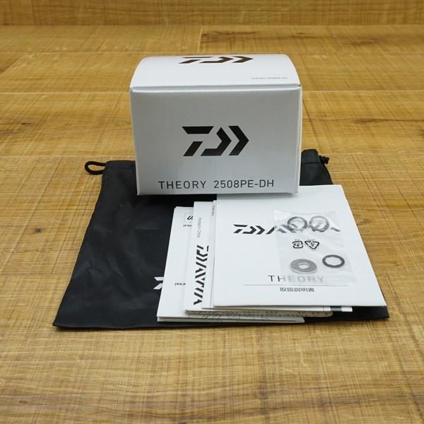 ダイワ 17セオリー 2508PE-DH/N568M スピニングリール 極上美品 ダイワ 17セオリー 2508PE-DH/N568M スピニングリール 極上美品