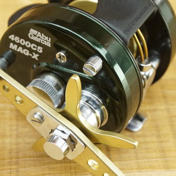 アブガルシア アンバサダー 4600C5 MAG-X/P570M ベイトリール 美 アブガルシア アンバサダー 4600C5 MAG-X/P570M ベイトリール 美