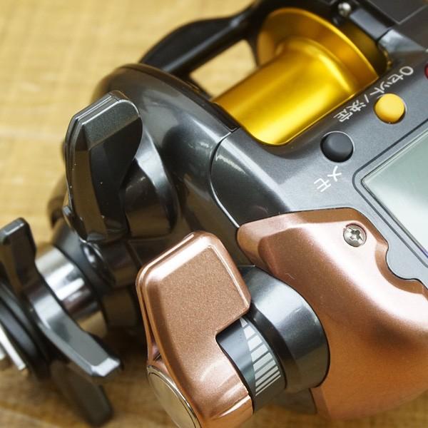 シマノ 10電動丸 マダイスペシャル 600/Q028M 美品 電動リール シマノ 10電動丸 マダイスペシャル 600/Q028M 美品 電動リール