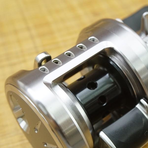 シマノ 10カルカッタコンクエスト 100DC/Q071M ベイトリール 美品 : 釣