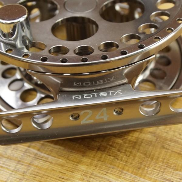キャップス Vision GT VG 24/Q107M 未使用品 フライリール : 釣king