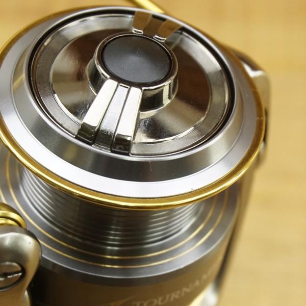 ダイワ 06トーナメント ISO-Z 2500LBD/R254M 美品 スピニングリール