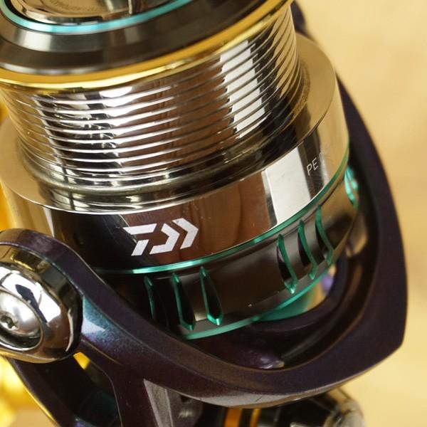 ダイワ 15エメラルダス AIR 2508 PE-DH/R442M 美品 スピニングリール