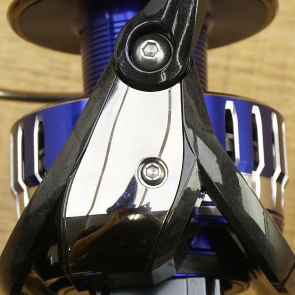 ダイワ 15ソルティガ 6500H/S467M 未使用品 スピニングリール ダイワ 15ソルティガ 6500H/S467M 未使用品 スピニングリール