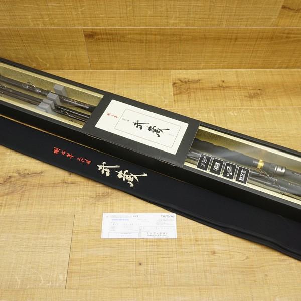 ダイワ 剛心竿 二代目 武蔵 504・E/U450 未使用品 石鯛竿 : 釣 ダイワ 剛心竿 二代目 武蔵 504・E/U450 未使用品 石鯛竿 : 釣