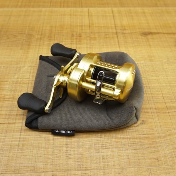 シマノ 18カルカッタコンクエスト 400/ W001M 極上美品 SHIMANO ベイト