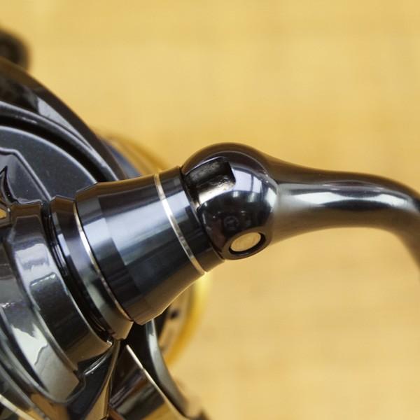 シマノ 17ツインパワーXD C3000HG/ W206M 未使用 SHIMANO シマノ 17ツインパワーXD C3000HG/ W206M 未使用 SHIMANO