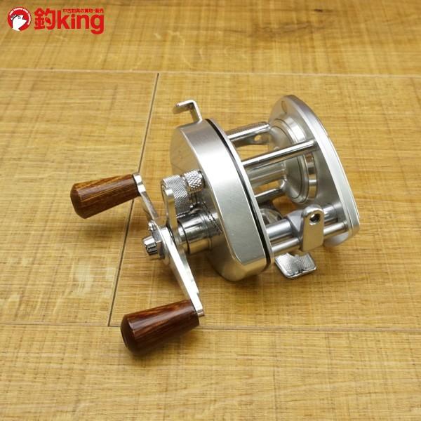 シマノ バンタム 100/ W413M 未使用 SHIMANO ベイトリール ブラック