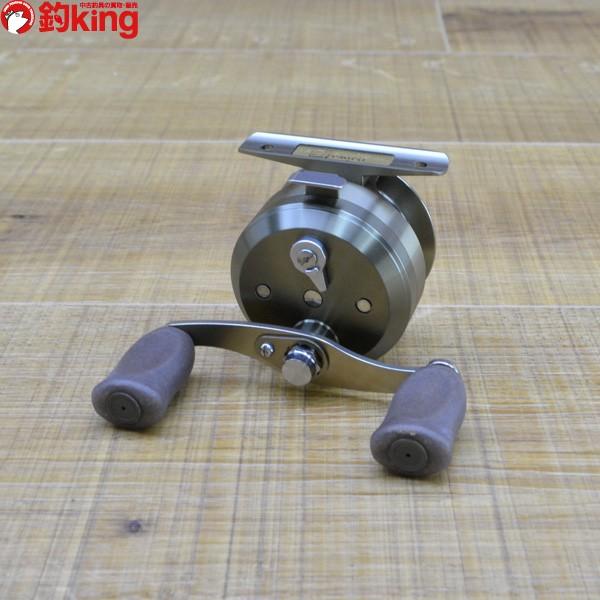 ダイワ バイキング 極 50/W423M 未使用品 チヌ用リール : 釣king