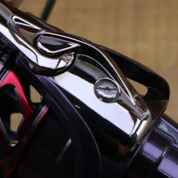 ダイワ 18トーナメント ISO 競技LBD/X037M 極上美品 スピニングリール