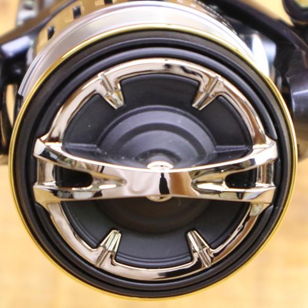 シマノ 17ツインパワーXD C3000HG/ X170M 美品 SHIMANO シマノ 17ツインパワーXD C3000HG/ X170M 美品 SHIMANO
