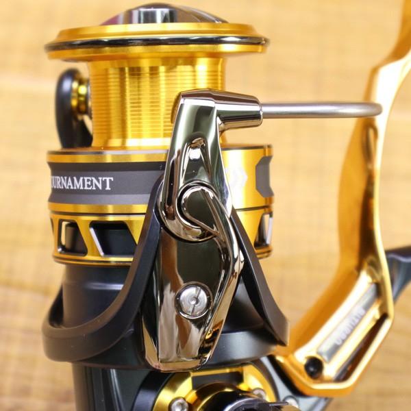 ダイワ 18トーナメントISO 3000SH-LBD/ X421M 極上美品 DAIWA レバー