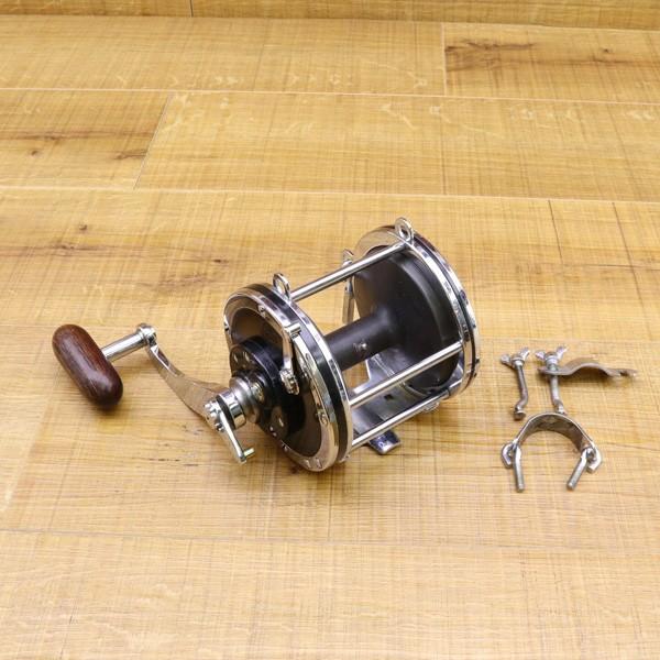 PENN セネター 9/0 スター開発ハンドルドラグ付/ X424M ベイト PENN セネター 9/0 スター開発ハンドルドラグ付/ X424M ベイト