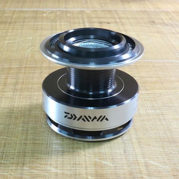ダイワ 12キャタリナ 5000 スプール/Y253M 極上美品 DAIWA 釣り 