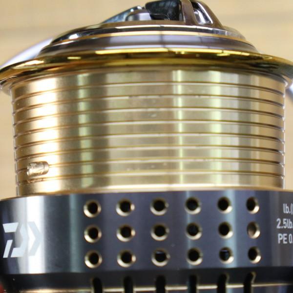 ダイワ 15イグジスト 1025/Z114M 美品 DAIWA 釣り スピニングリール