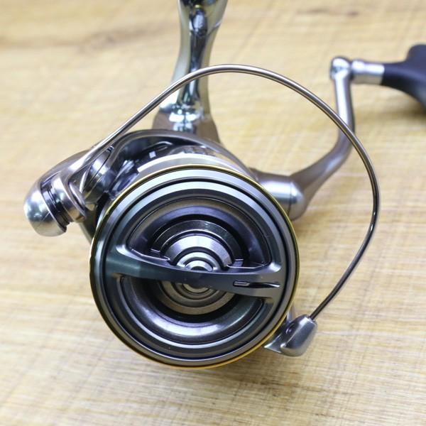 シマノ 18ステラ C3000/Z132M 未使用 SHIMANO 釣り スピニング シマノ 18ステラ C3000/Z132M 未使用 SHIMANO 釣り スピニング