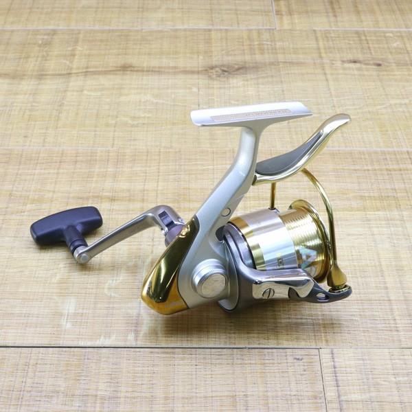 ダイワ トーナメントZ 2000LBC 2500LBA替えスプール付き/Z223M ダイワ トーナメントZ 2000LBC 2500LBA替えスプール付き/Z223M
