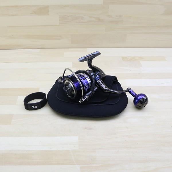 ダイワ 15ソルティガ 5000/A308M 美品 DAIWA 釣り スピニング ダイワ 15ソルティガ 5000/A308M 美品 DAIWA 釣り スピニング