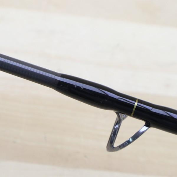MCワークス レイジングブル 100XR-2 カスタム/C077Y 美品 MCworks 釣り