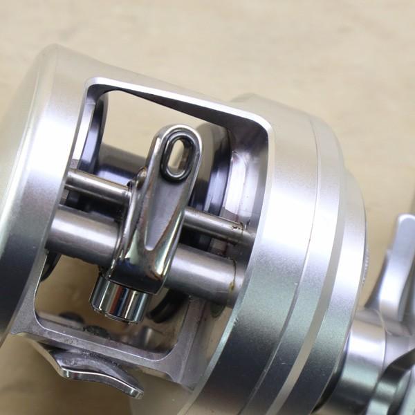 SHIMANO 11オシアカルカッタ 201HG シマノ（SHIMANO） 11オシアカルカッタ 201HG/C158M 美品 釣り ベイト