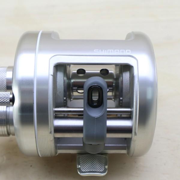 シマノ（SHIMANO） カルカッタ 100/C599M 未使用 釣り ベイトリール