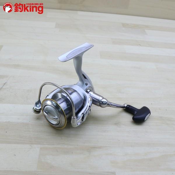 DAIWA 07ルビアス2500スピニングリール 本体 DAIWA（ダイワ） 07ルビアス 2500 RCSハンドル ノブ付き/D097M 未使用