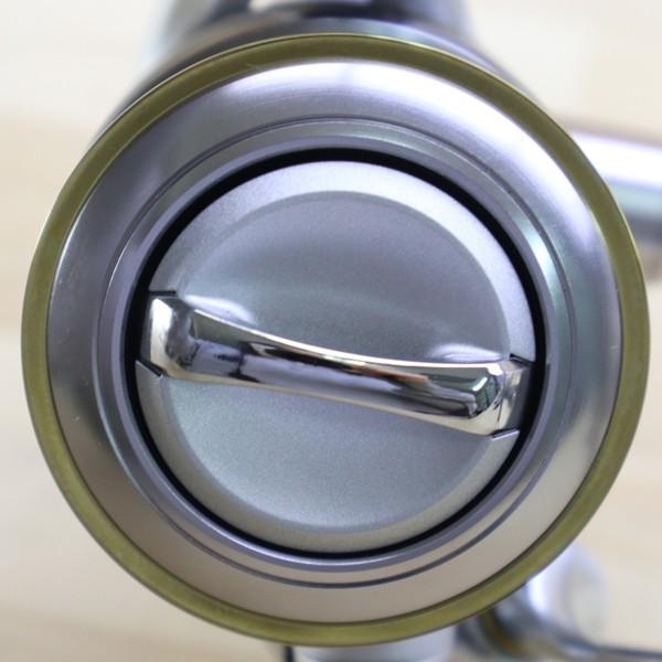 ダイワ 07ルビアス 2500 Rcsハンドル ノブ付き D097m 未使用 Daiwa 釣り スピニングリール バス シーバス ヒラメ イカ 磯 波止 淡水 ソルト 1 釣king 通販 Yahoo ショッピング