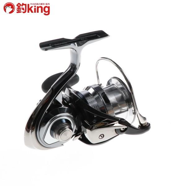 ダイワ 18イグジストlt 4000 C E056m 極上美品 Daiwa 釣り スピニングリール ジギング キャスティング ショア オフショア 青物 ソルト 1 釣king 通販 Yahoo ショッピング