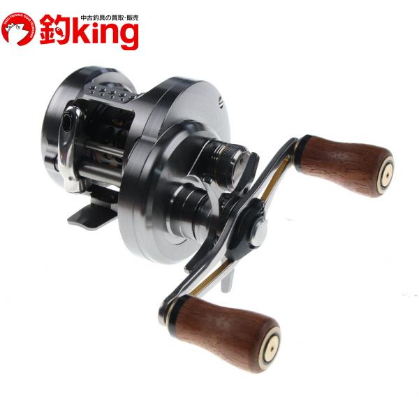 シマノ 17カルカッタコンクエスト BFS HG 左 brimoウッドノブ付き 