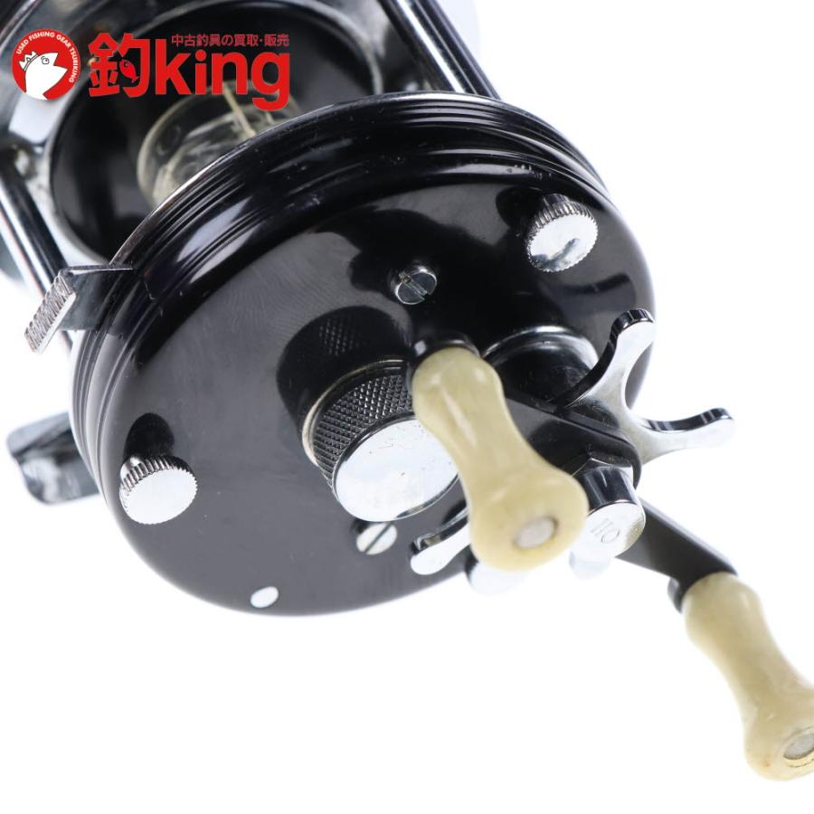 Abu Garcia（アブガルシア） アンバサダー 5000C 057200 （17）ビッグA