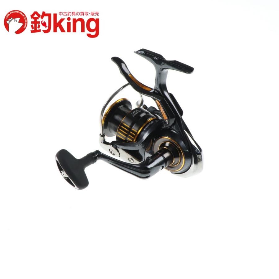 やなママ DAIWA（ダイワ） 23 ラグザス 2500XH-LBD /J203M 未使用 メジナ クロ