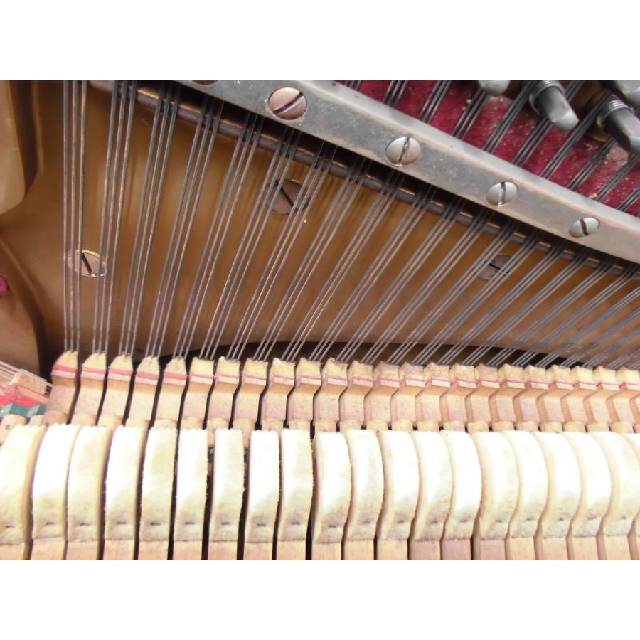 名門といわれた ワグナーピアノ 古いけど音色が良い 外装にも傷有り 