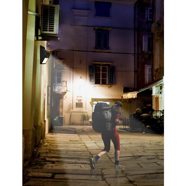 訳あり 新品4個セット 光センサー 人感センサーライト 防水LED ソーラーライト 取付簡単 配線不要 省エネ 屋外 防犯ライト 電気代ゼロ ブラック |  | 02