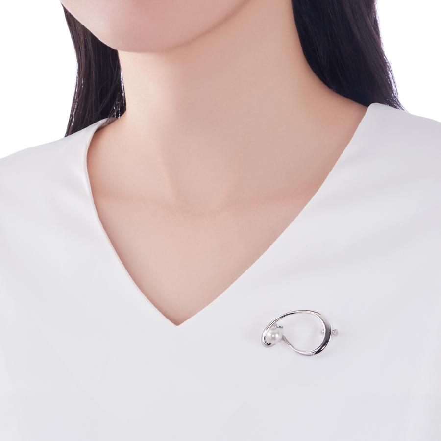 ジュエリーツツミ シルバーアコヤ真珠ブローチ（8mm） : ジュエリー