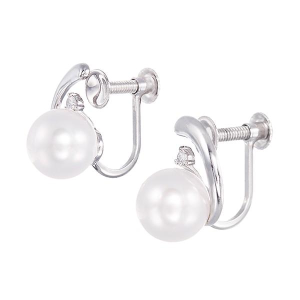 プラチナアコヤ真珠イヤリング（6.5mm） 